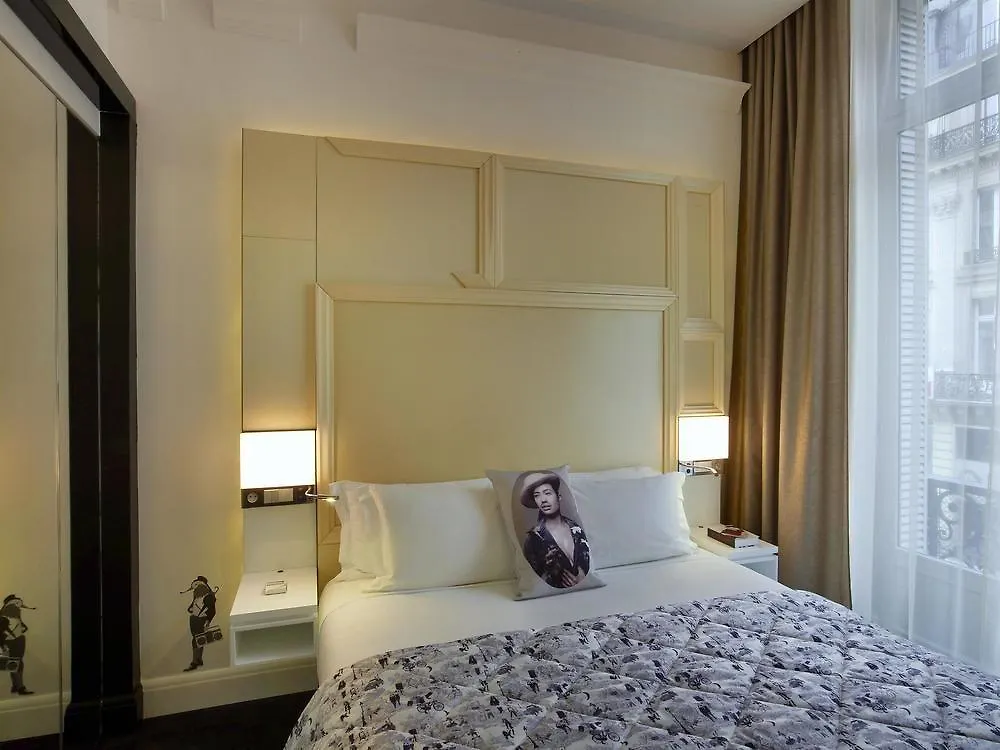 W - Opera Hotel